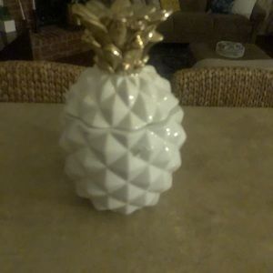 Meet your Posher, Tia